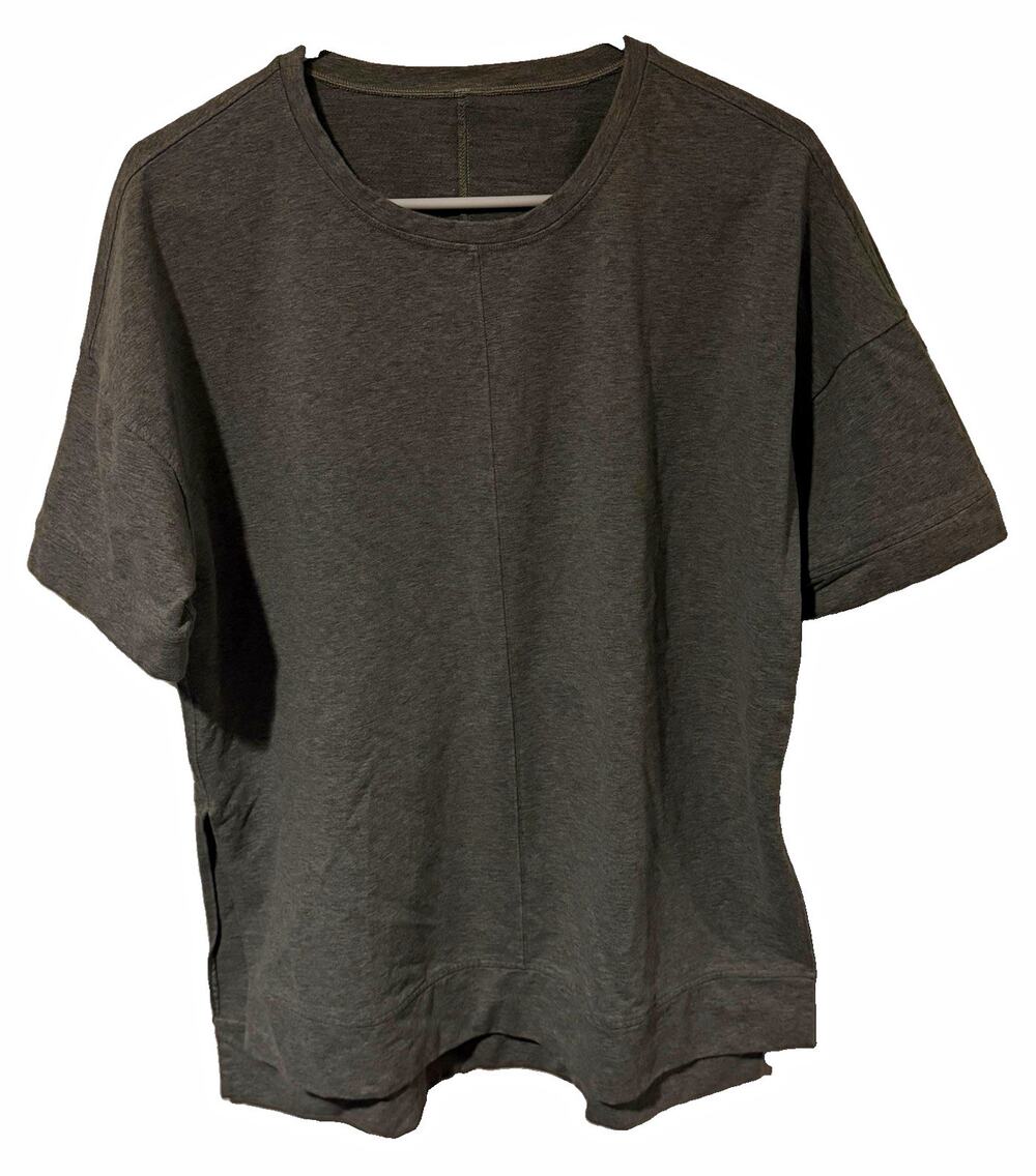 Lululemon Women’s Gray Cut Above SS Crew Neck Tunic Jersey Knit Side Slit Size12